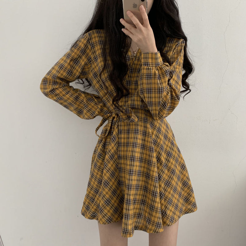 Robe à carreaux à manches longues et col en V, jolie robe tendance RF0225