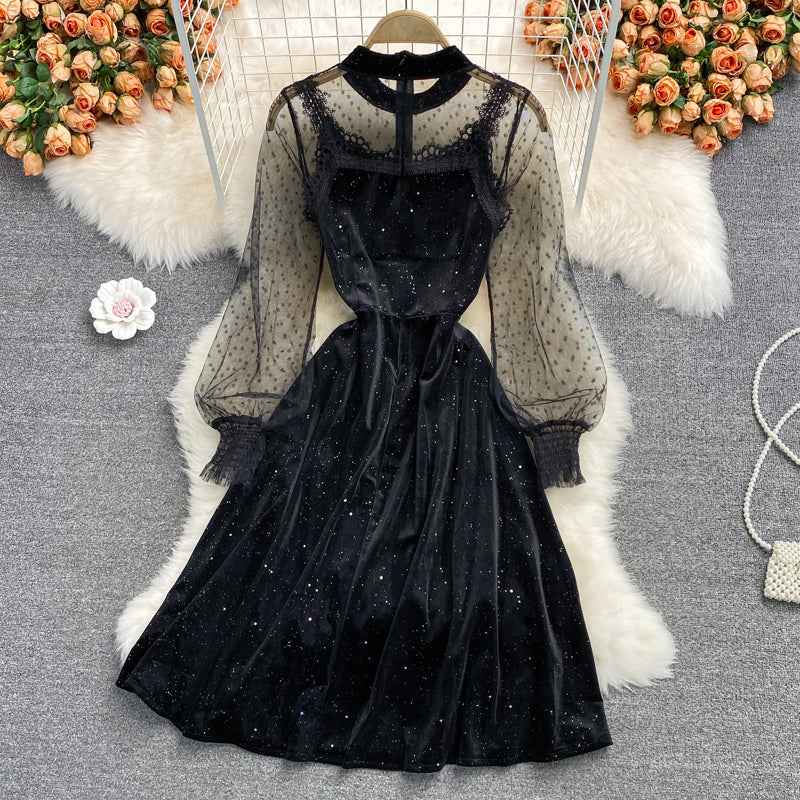 Robe courte en velours noir et dentelle Robe noire tendance RF0212