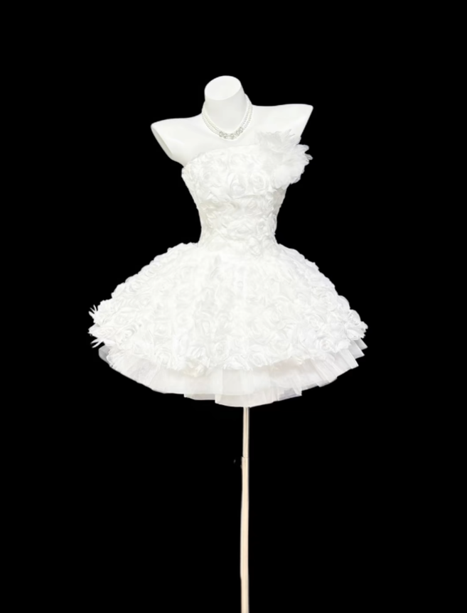 Cute Ball Gown Strapless White Sleeveless Short Homecoming Dress Senior High School University Ideas Inspo Short Hoco Court Gowns RB7266