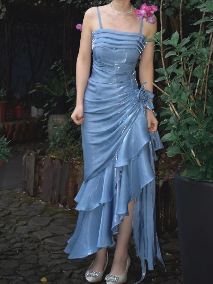 Elegantes, blaues Vintage-Blumenkleid mit asymmetrischem Saum, Ballkleid AB1834