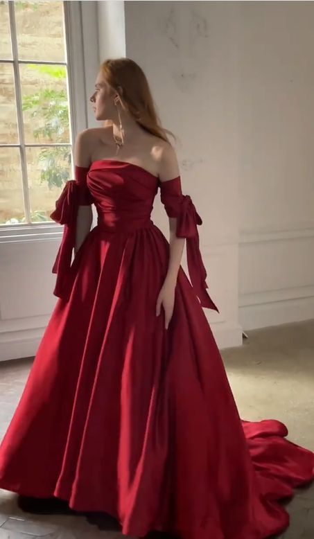 Robe de bal modeste sans bretelles en satin bordeaux, longue robe de soirée, tenue de bal de fin d'année N046