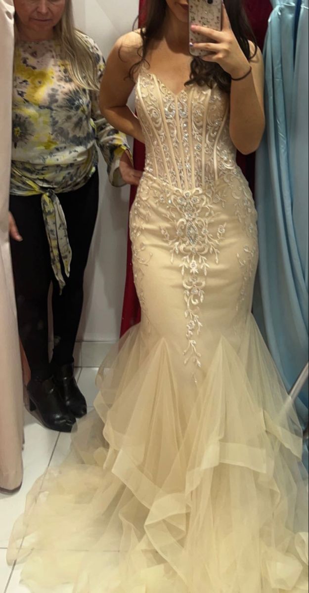 Exquisites langes Meerjungfrauen-Abendkleid mit Spaghettiträgern aus gelber Spitze und Tüll, formelles Partykleid, Ballkleid AB1179