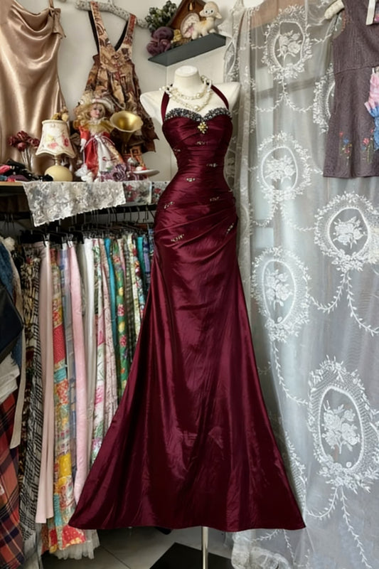 Elegantes, burgunderrotes, langes Meerjungfrauen-Neckholder-Abendkleid aus Satin, perfekt für Abschlussball und Tanz N529