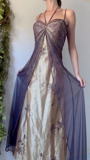 Princess Prom Dresses A line Spaghetti Strap 90s Sleeveless Grape Evening Formal Dress RB3003