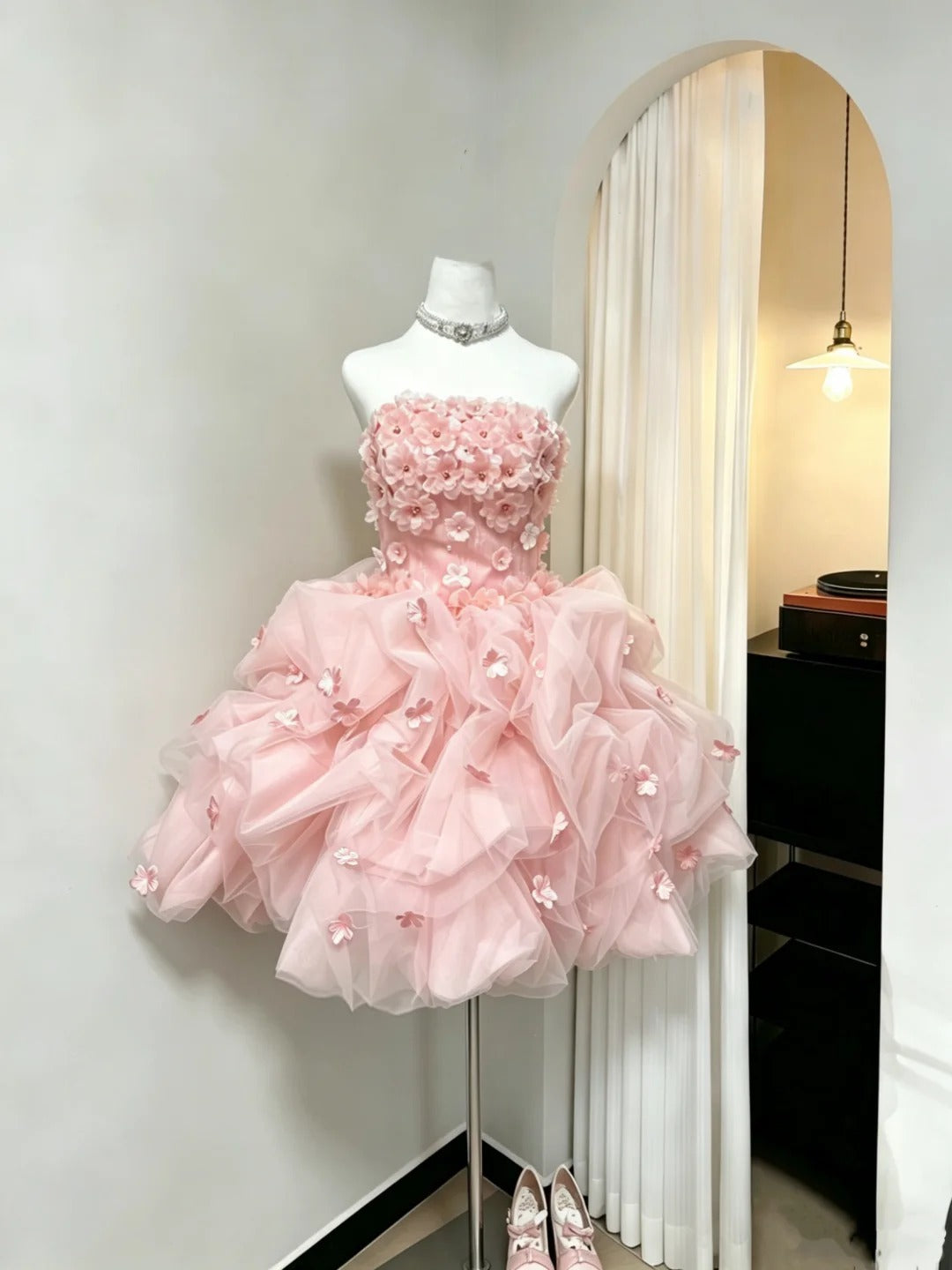 Robe de Bal Modeste bustier Rose à Fleurs Courte Mini Senior Inspo Robes de 16e Anniversaire Robes de Bal de Retour RB3974