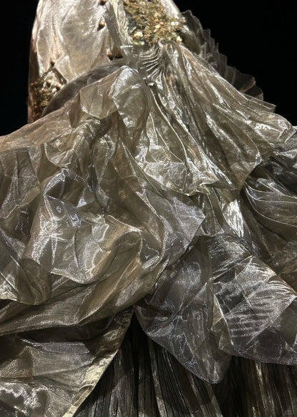 Robes de bal gothiques glamour Robes de soirée sirène sans bretelles en organza vert sans manches avec volants Robe de soirée semi-formelle N3795