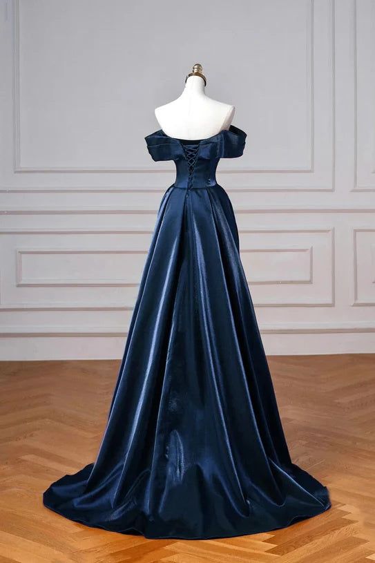 Robe de bal bleu marine à épaules dénudées et traîne amovible N1853