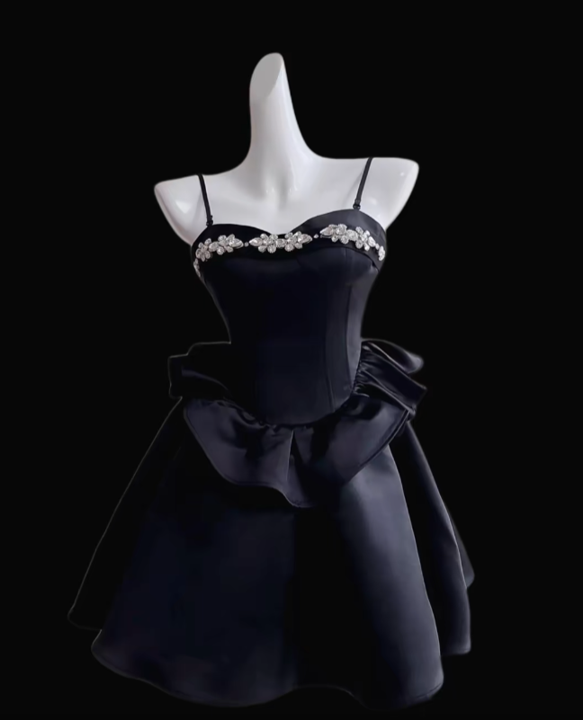 Cute Ball Gown Spaghetti Strap Black Satin Mini University Ideas Homecoming Dress Inspo Short Birthday Dresses Senior Graduation Outfits RB7171
