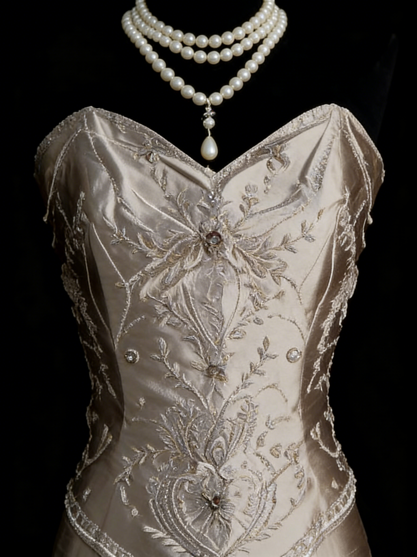 Robe de bal de fin d'année élégante, sirène, décolleté cœur, sans manches, en satin, N1252