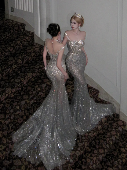 Luxurious Wedding Dresses Mermaid Style With Beaded Crystals Bodice Silver Sequin Bride Dress For Brides Fitted Bridal Gown N077