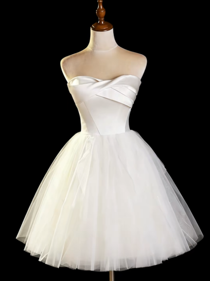 Unique Ball Gown Sweetheart Tulle Little White Dress University Ideas Homecoming Dresses Inspo Short Hoco Court Gowns RB7174