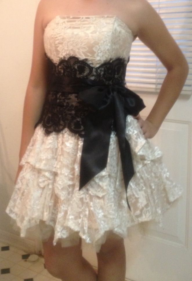 Sexy Homecoming Outfit Ideas A Line Strapless Champagne Lace High School Ideas Inspo Senior Party Graduation Dresses RB8028