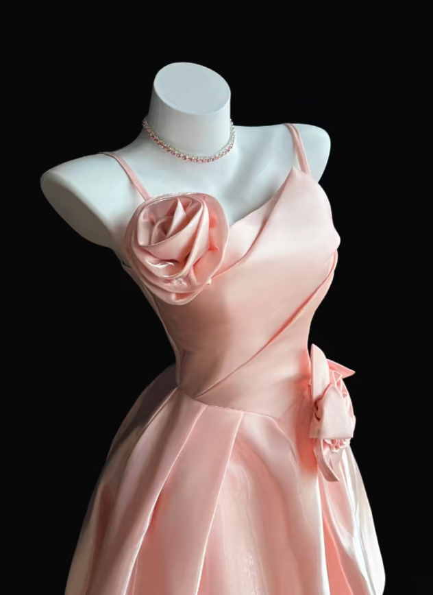 Pretty Ball Gown Spaghetti Straps Blush Pink Satin Party Homecoming Dresses High School Ideas Inspo 17th Birthday Outfits RB7352