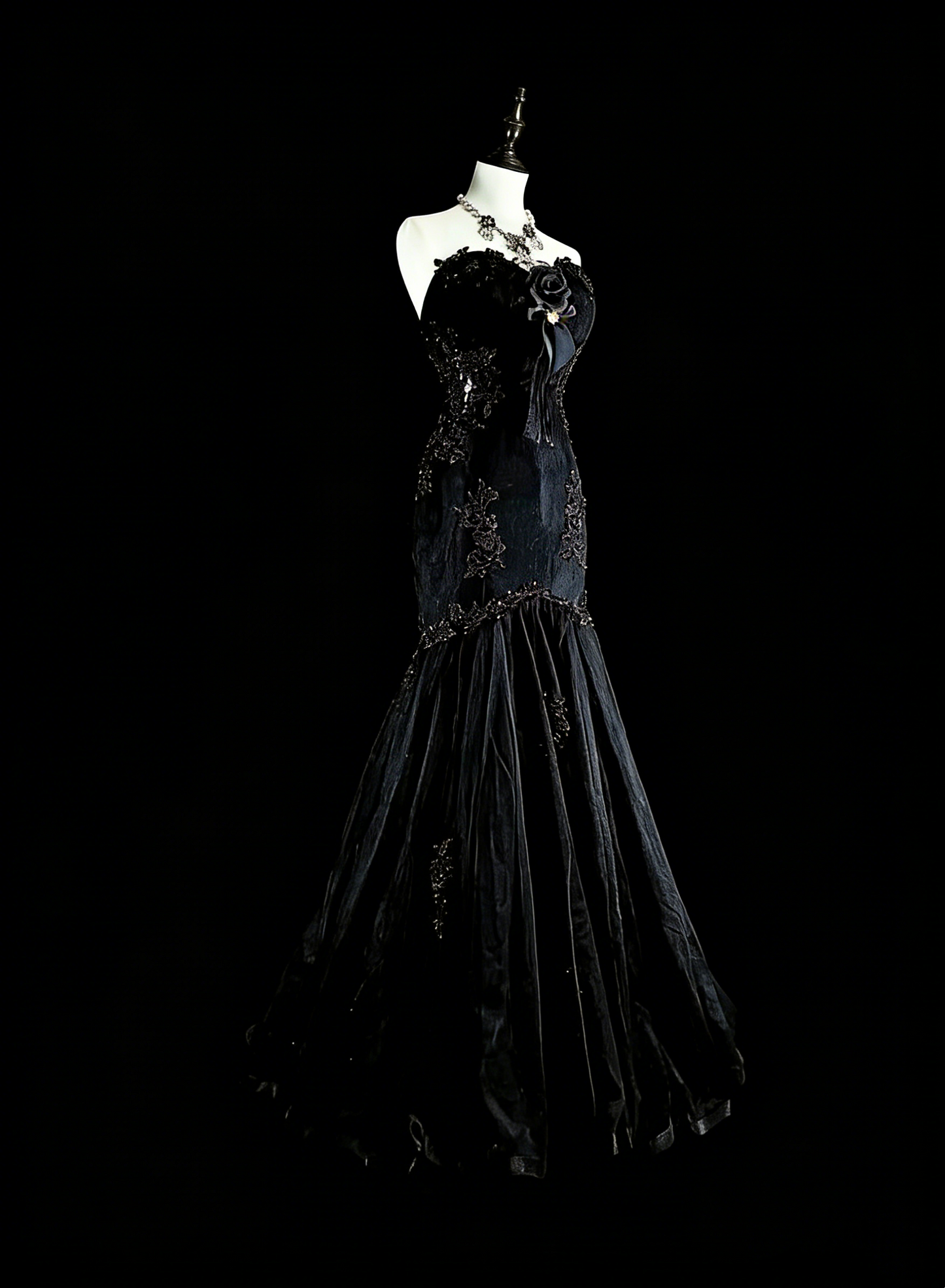 Robes de bal vintage Esthétique sirène Coeur chérie Tulle noir avec appliqués Robe longue de soirée N2157