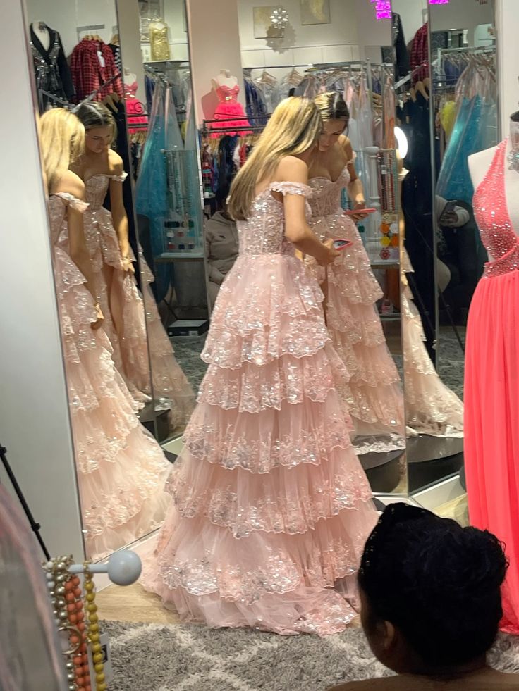 Fairytale Pink Prom Dress Ball Gown Off The Shoulder Lace Layers Princess Party Evening Formal Gown RC1164