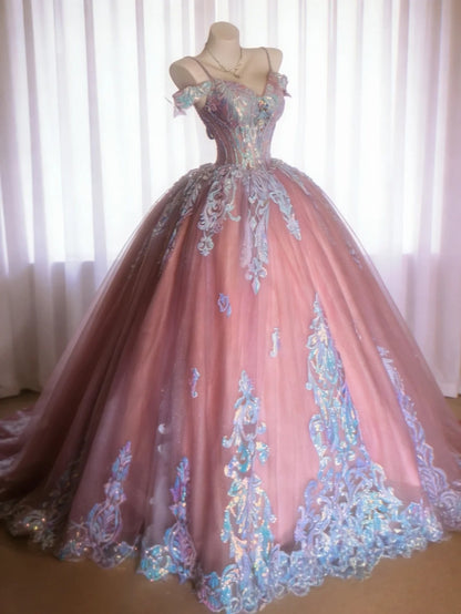 Niedliches Ballkleid mit Spaghettiträgern aus rosa Satin mit Applikationen Lange Partykleider Abschlussballkleider N3039