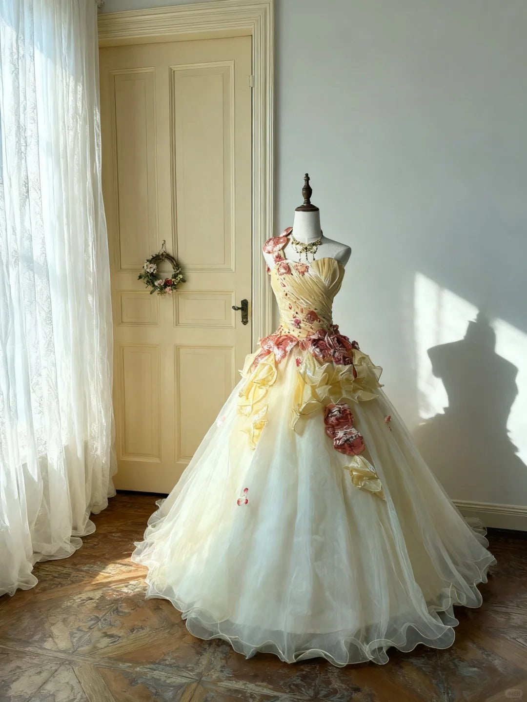 Prinzessin Ballkleid One Shoulder Pastellgelb Tüll Lang Sweet 15 16 Quinceanera Kleider Siebzehn Quince Kleid RB4249