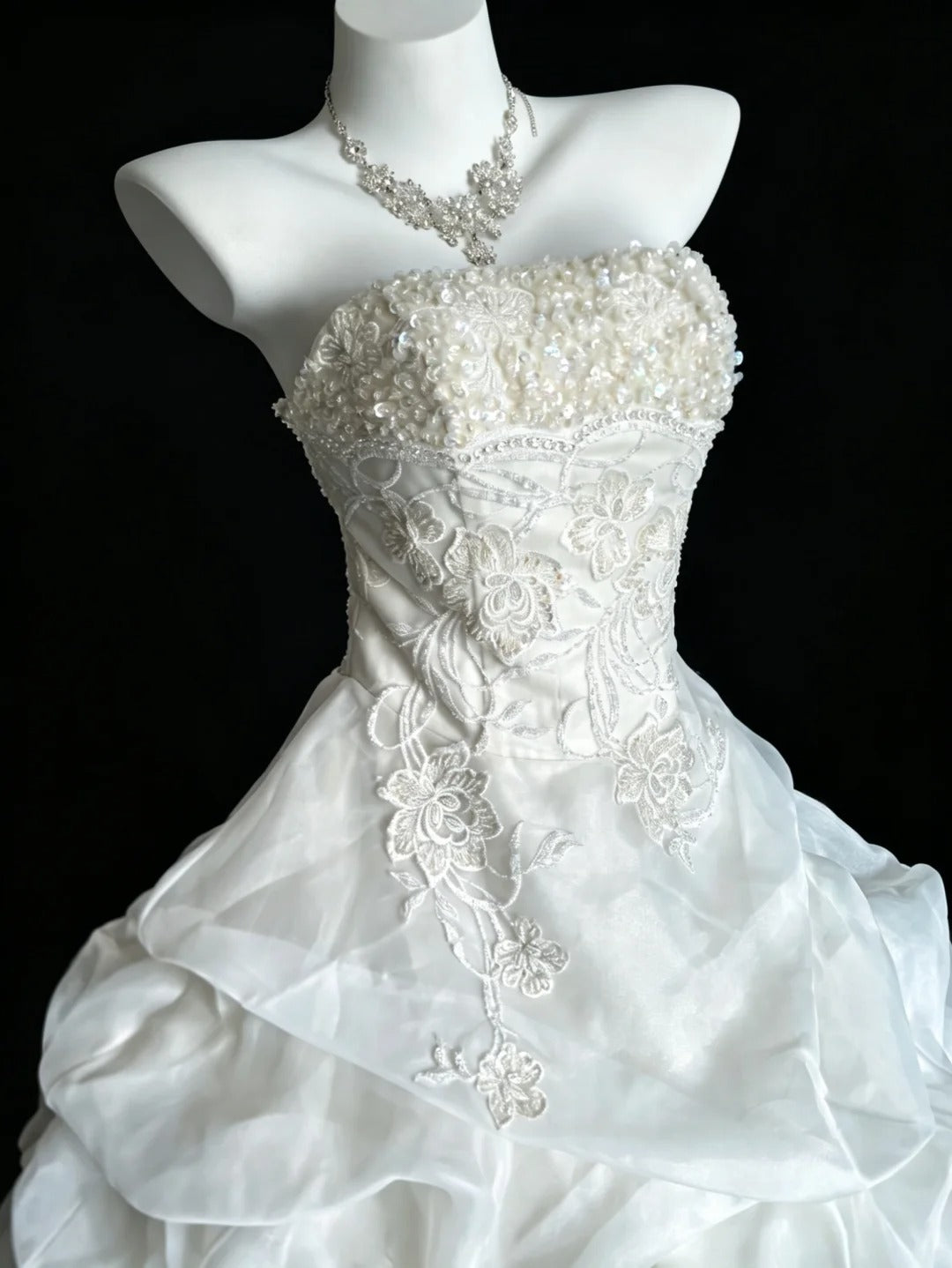 Vintage Brautkleider Ballkleid Trägerlos mit Perlen Sommer Langes Hochzeitskleid N4212