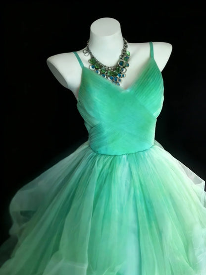 Cute Ball Gown Spaghetti Straps Green Tulle With Ruffled Long Party Gowns Prom Dresses N3040