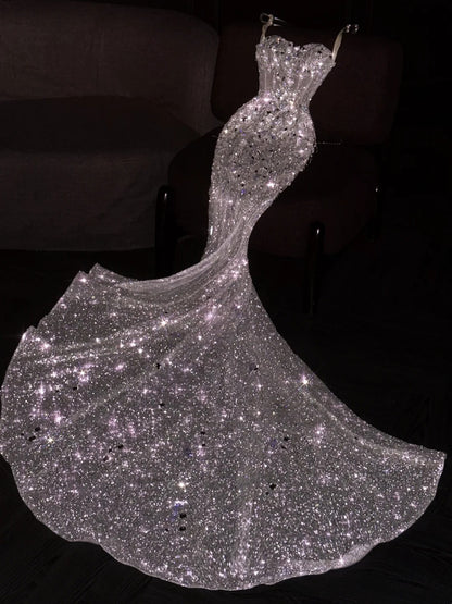 Robe de mariée vintage années 80, sirène, décolleté cœur, sequins, blanche, longue, cintrée, N1262