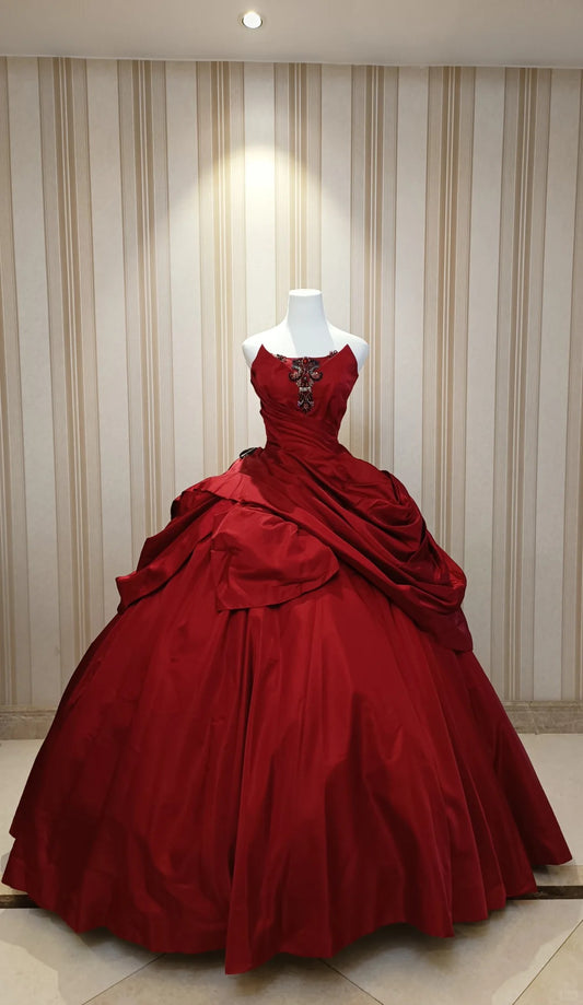 Prinzessin Ballkleid Trägerlos Roter Satin Mit Applikationen Sweet 16 Kleider Quinceanera Kleid N4193
