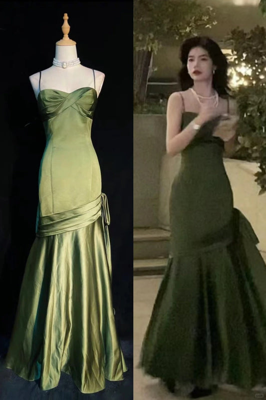 Atemberaubendes, schickes Meerjungfrauen-Abendkleid aus dunkelgrünem Satin mit Spaghettiträgern und Faltenwurf – langes Ballkleid N2823