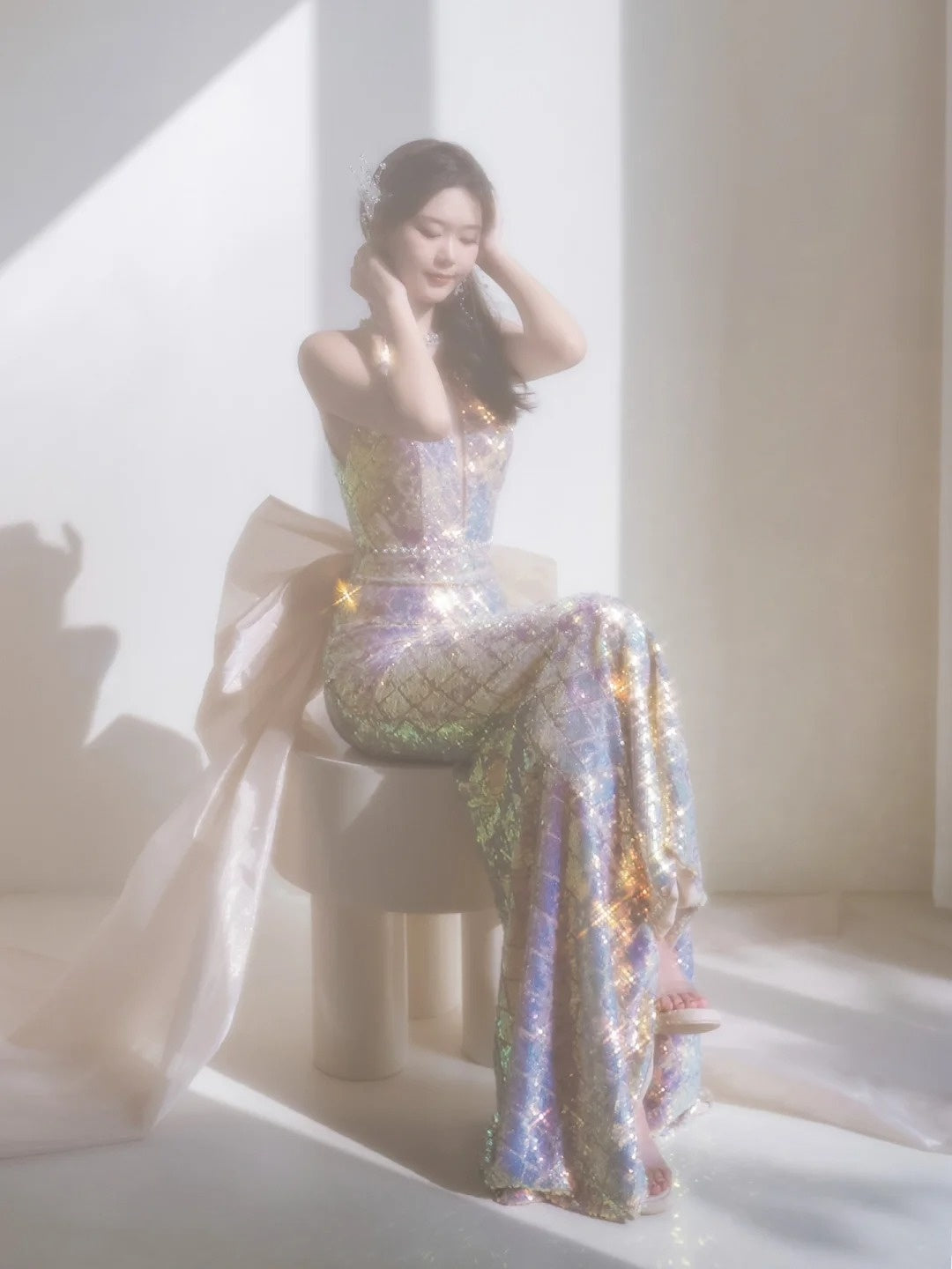 Robe de bal longue sirène à sequins et décolleté arrondi, ornée d'un nœud, inspiration tenue de soirée N227
