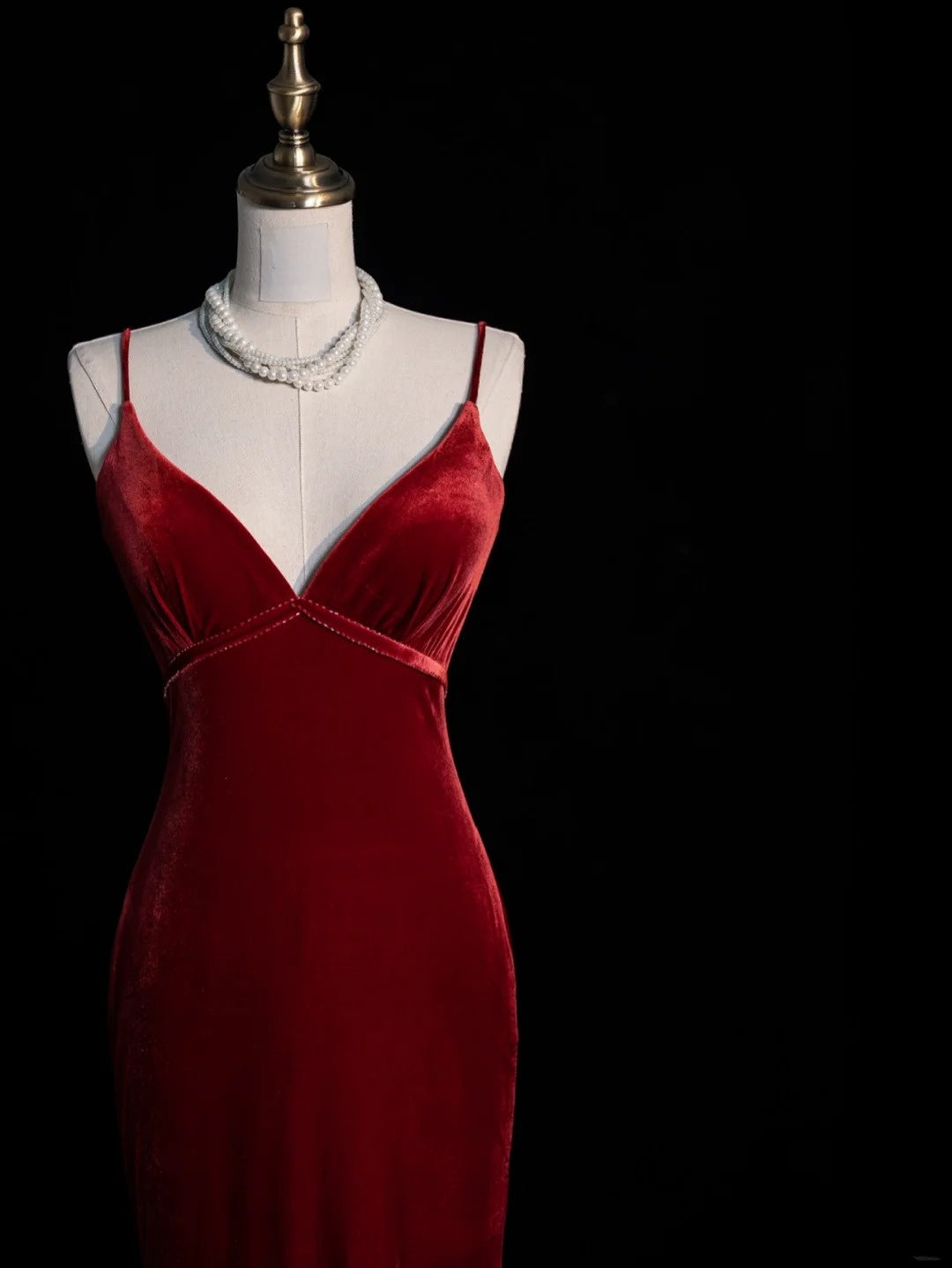 Elegantes, ärmelloses, langes Meerjungfrauen-Abendkleid aus burgunderrotem Samt mit Spaghettiträgern für Damen und Mädchen (Modell N679)