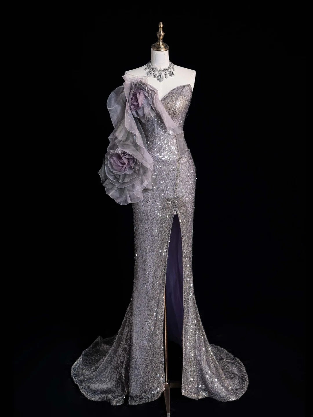 Robe de soirée longue de bal de princesse sirène grise à sequins et fente, décolleté cœur, N743