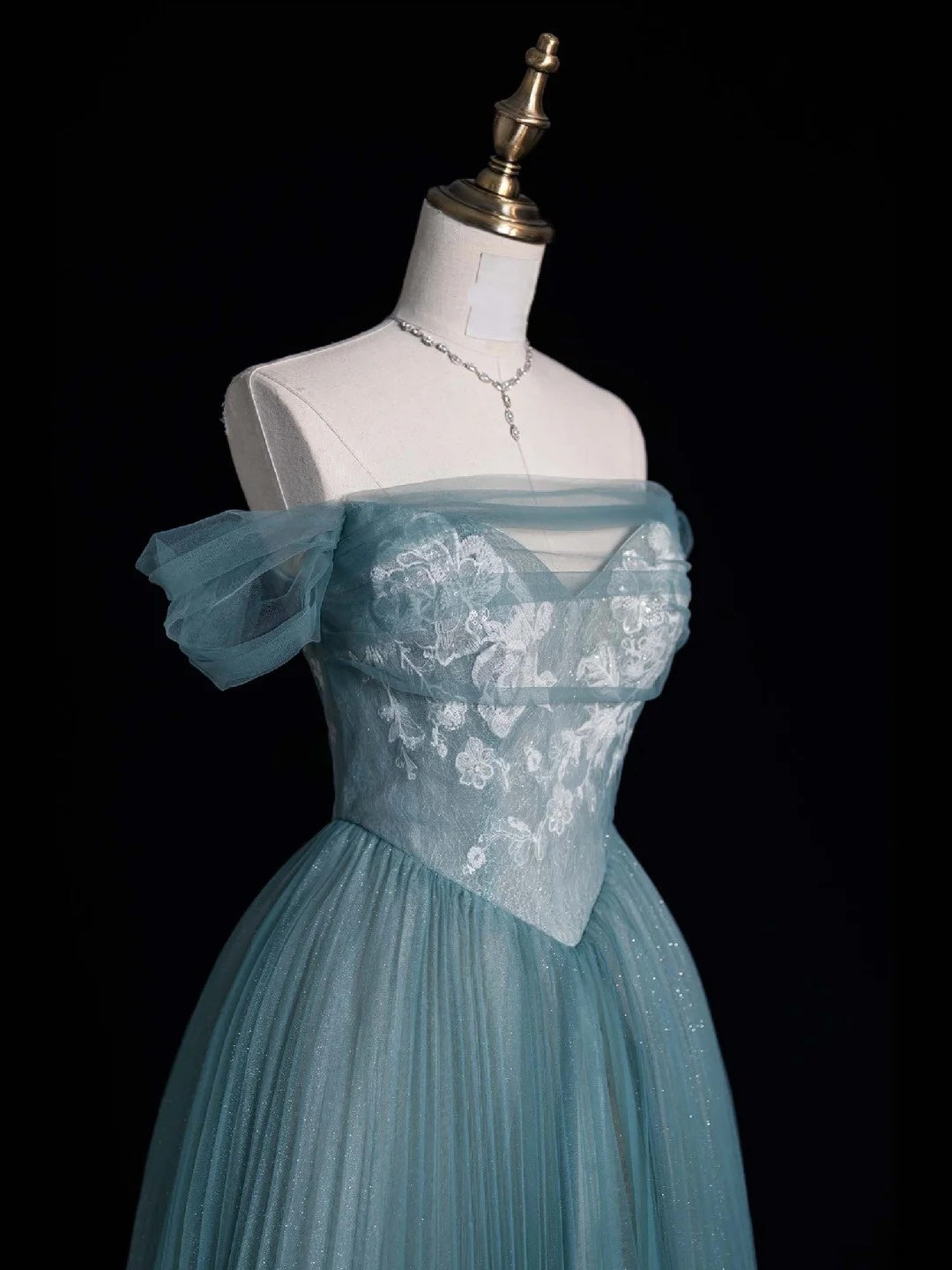 Magnifique robe de bal longue en tulle bleu à épaules dénudées, inspiration robes de soirée, robe de cérémonie N1228