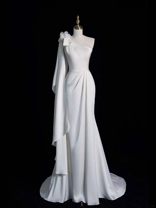 Pretty Mermaid One Shoulder White Satin With Buttons Long Brides Gown Bridal Dress Wedding Dresses Style RB6553