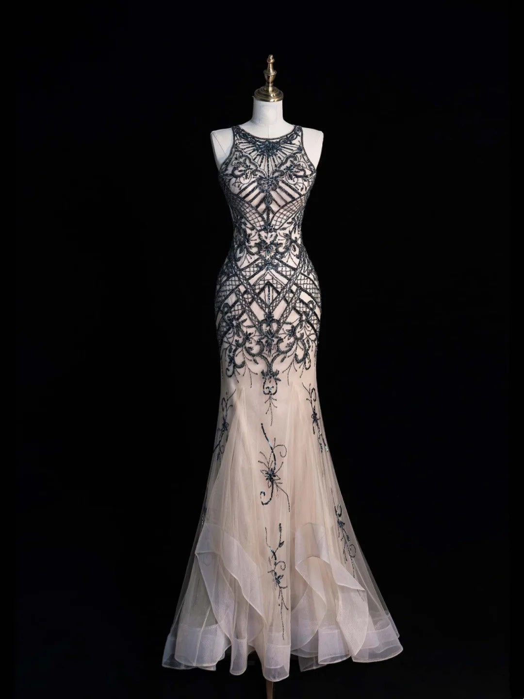 Robe de bal longue sirène vintage en tulle champagne à col bijou N1350