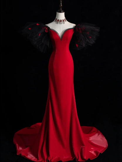 Robe de bal longue sirène élégante en satin rouge à épaules dénudées et manches longues, inspiration N1217