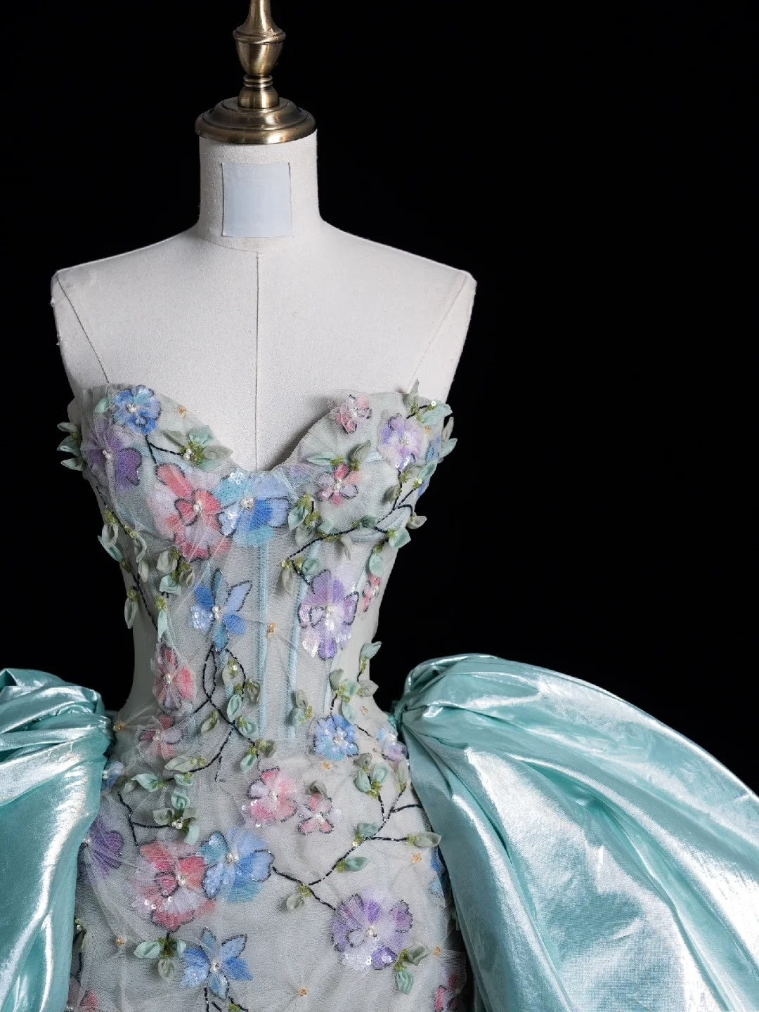 Schlichtes, ärmelloses, langes Tüllkleid mit Blumenmuster und Herzausschnitt in Mintgrün für Damen und Mädchen, Abendkleid N655