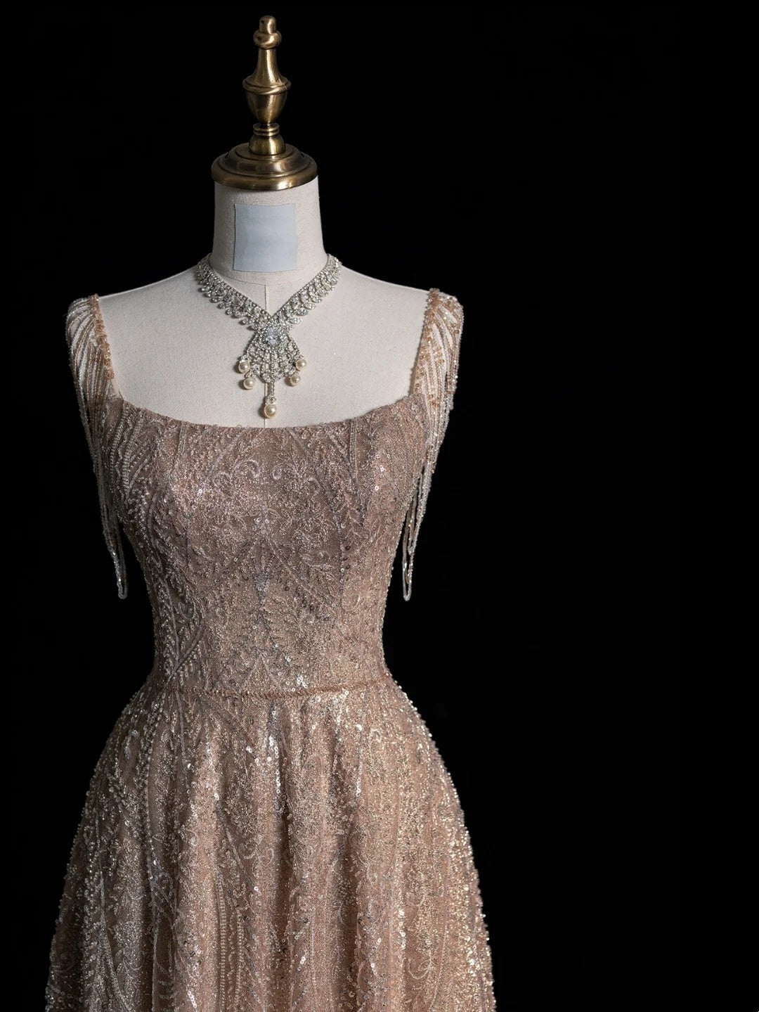 Magnifique robe de bal longue à sequins champagne, col carré, inspiration robes de soirée, robe de cérémonie N1226