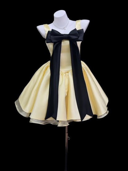 Romantic Ball Gown Square Neck Yellow Senior Short Graduation High School Homecoming Dresses N4544