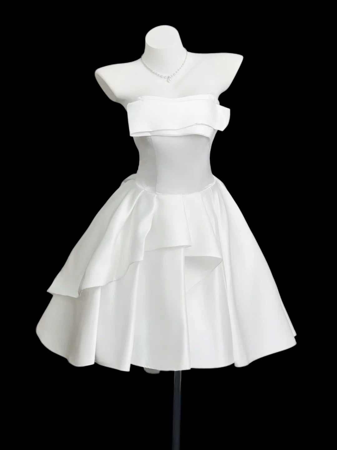 Pretty Ball Gown Strapless White Satin University Ideas Homecoming Dresses Inspo Short Hoco Court Gowns RB7217