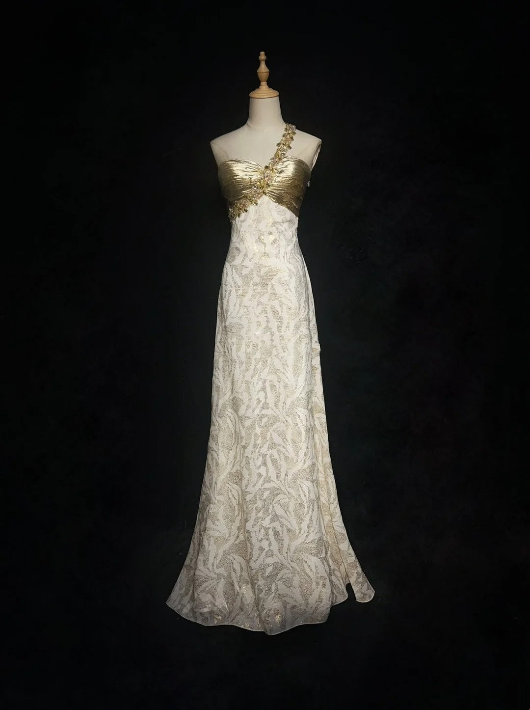 Elegante Ballkleider A-Linie One-Shoulder Gold-Oberteil Satin mit Rüschen Lang Formelles Abendkleid N2913