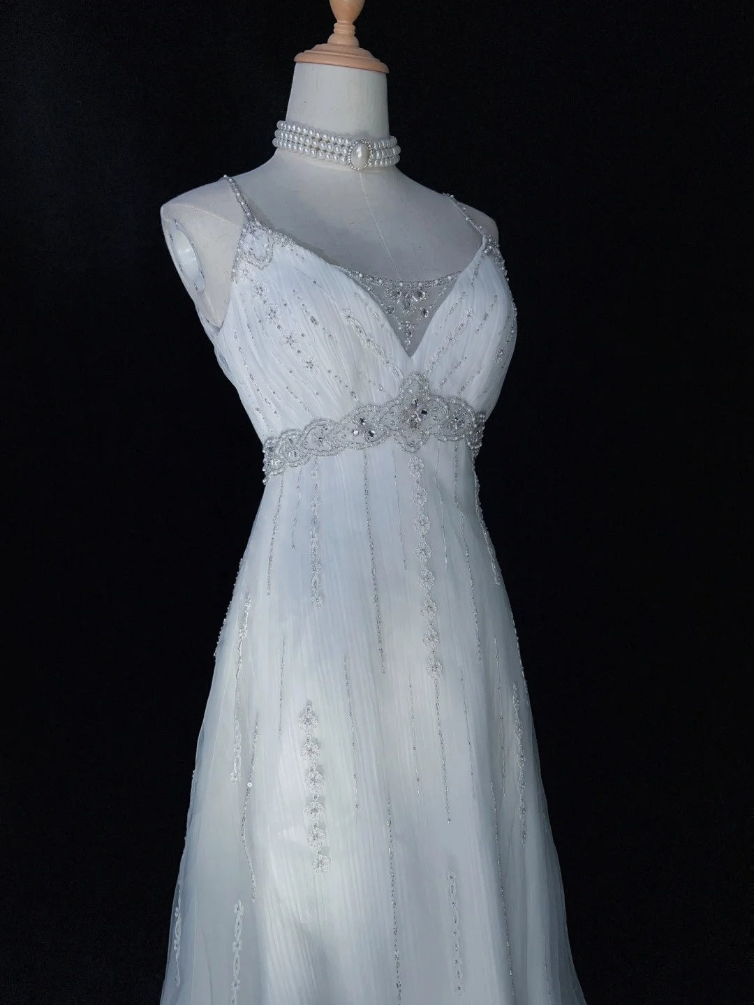 Unique Wedding Dresses A Line Spaghetti Strap White Tulle With Beading Long Bridal Gown N3646