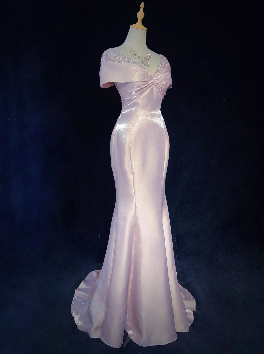 Robes de Bal Vintage, Inspiration Sirène, Épaules Dénudées, Satin Rose Années 80 avec Dentelle, Robes de Soirée N3374