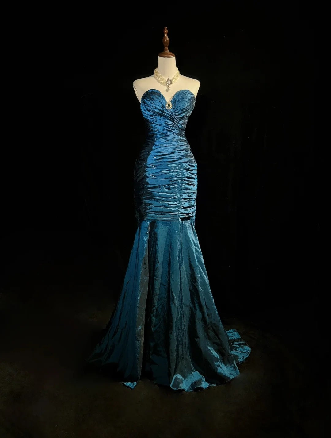 Robes de bal vintage des années 80 sirène bustier cœur en taffetas bleu marine longue robe de soirée N2575