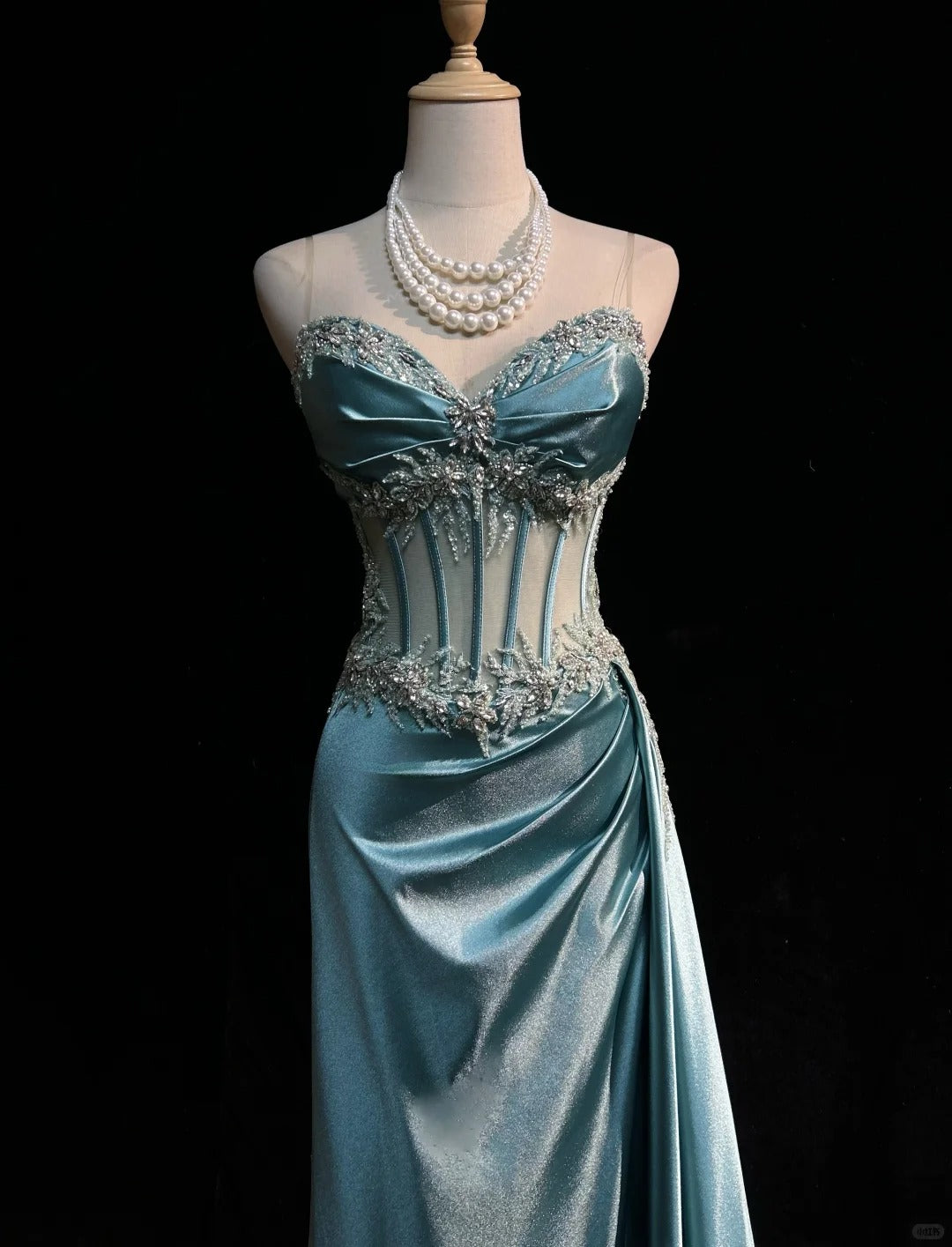 Elegante Abschlussballkleider Inspiration Meerjungfrau Spaghettiträger Blau Satin Mit Rüschen und Perlen Für Damen Abendkleid N3228