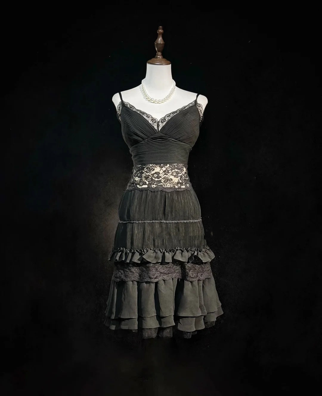 Robes de bal de fin d'année courtes en mousseline de soie noire, coupe trapèze à fines bretelles, style français, N2458