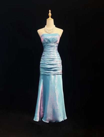 Vintage Meerjungfrau-Abschlussballkleid Trägerlos Hellblau Mittellang 1990er Abendkleid N2651