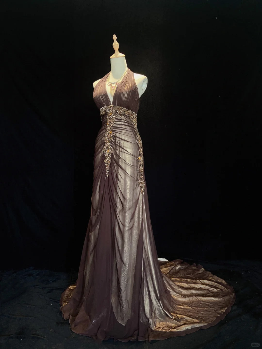 Vintage Ballkleider Inspo Meerjungfrau V-Ausschnitt Braun Satin Lang 1990er Mit Perlen Festliche Kleider N3352