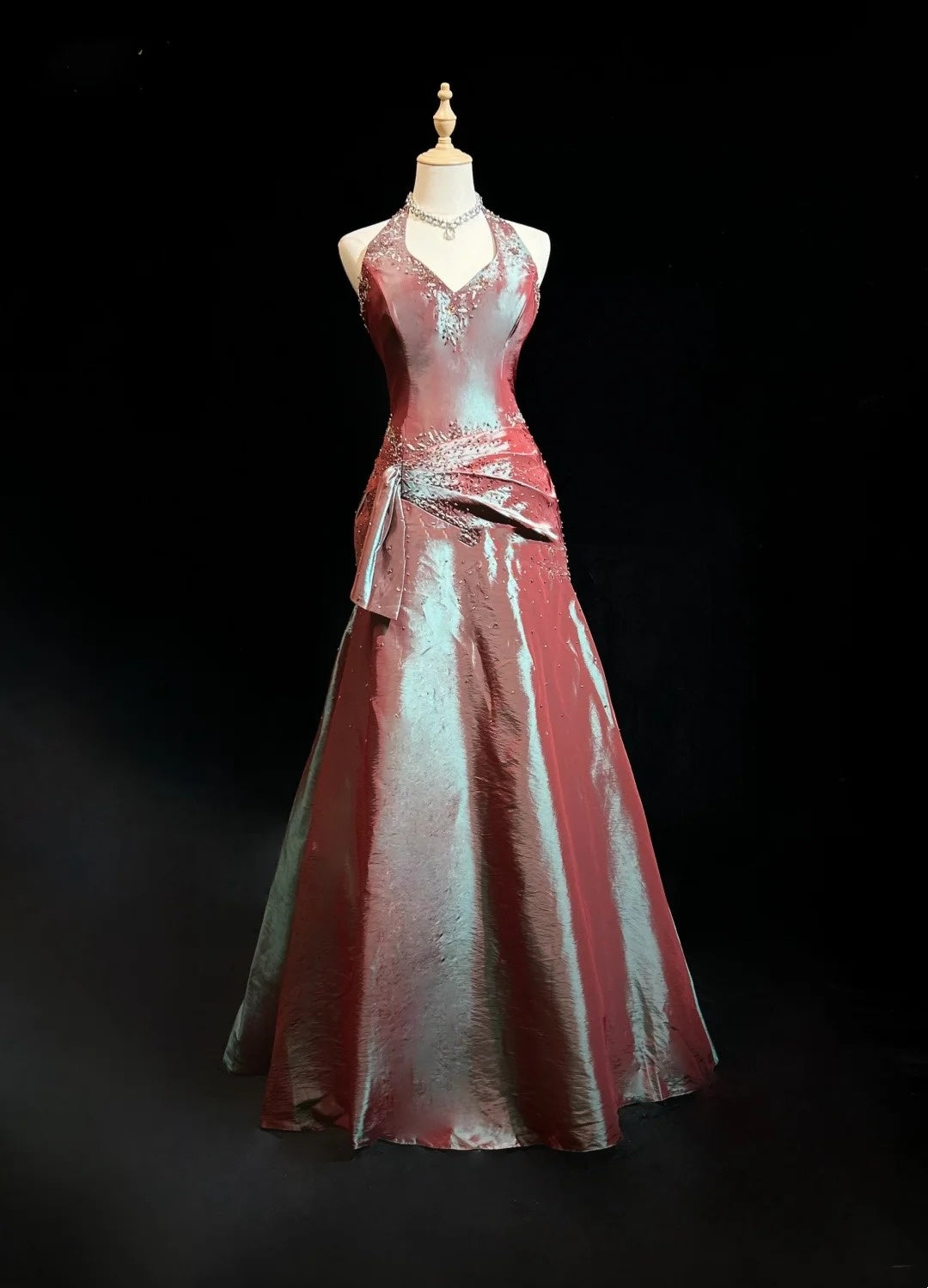 Robes de bal vintage des années 80 Robe de soirée dos nu en satin longueur ras du sol avec perles plissées Tenues de soirée N3126