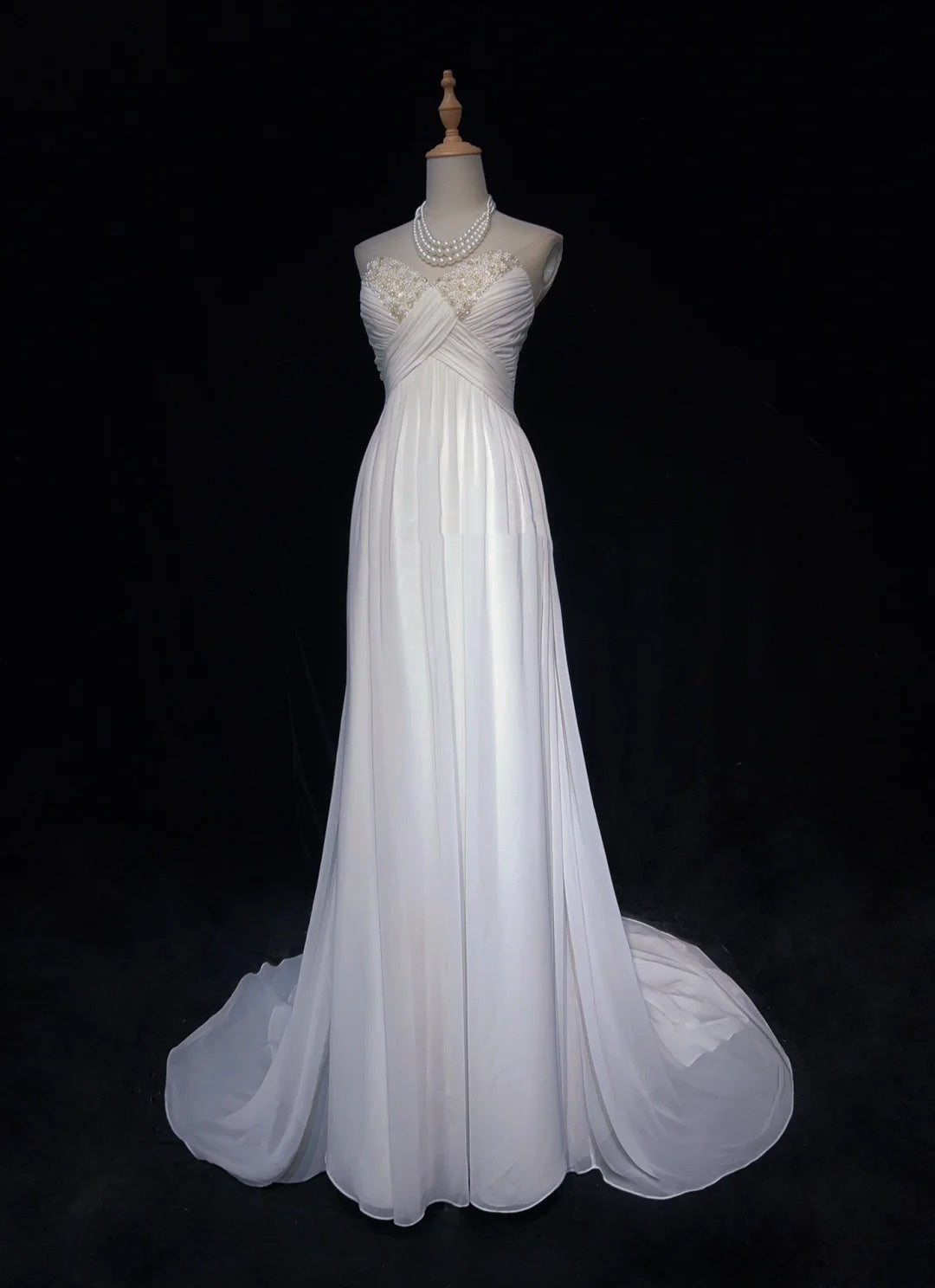 Unique Wedding Dresses A Line Sweetheart White With Ruffled Beading Long Bridal Gown N3644