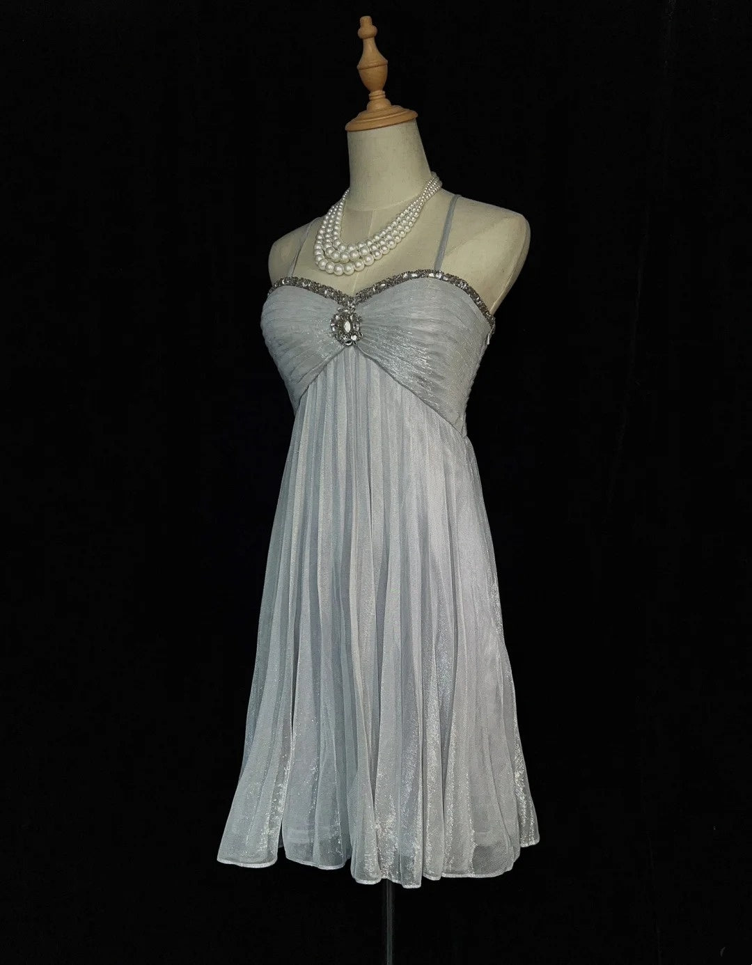 Süßes A-Linien-Spaghettiträger-Kleid in Silber, knielang, zum 18. Geburtstag, Abschlussballkleid N3692