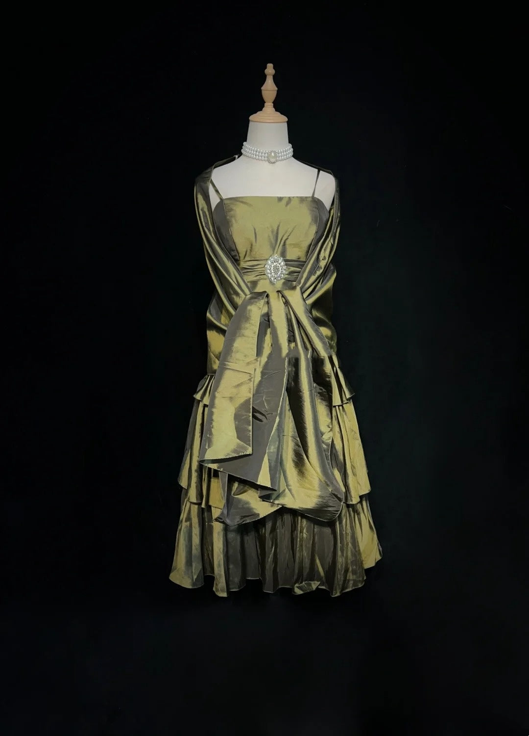Vintage A Line Spaghetti Strap Olive Green Knee Length Party Dress Cocktail Gown Homecoming Dresses N3901