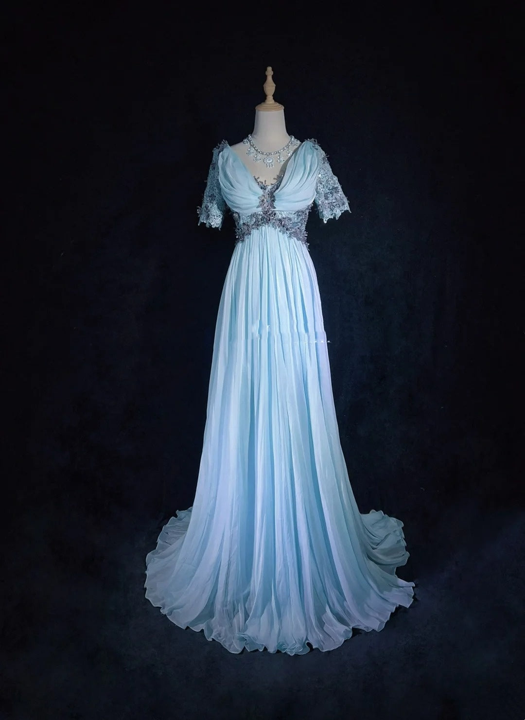 Robes de bal vintage des années 60, coupe trapèze, col en V, mousseline bleu ciel clair avec appliques, longue robe de bal N3109